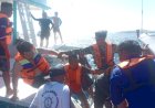 Kapal-Wisata-Terbakar,-Tim-SAR-Gabungan-Berhasil-Evakuasi-Para-Penumpang-Dengan-Selamat