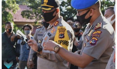 Sebagai-Bentuk-Pengawasan-dan-Pengendalian,-Polres-Mabar-Laksanakan-Pemeriksaan-Rutin-Senpi-Dinas