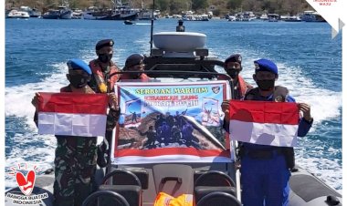TNI-AL-dan-Polairud-Mabar-Kibarkan-Merah-Putih-dalam-Kegiatan-Serbuan-Maritim