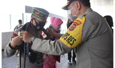 Kunjungan-Kerja-Kapolda-NTT-di-Labuan-Bajo-Disambut-Dengan-Adat-Manggarai