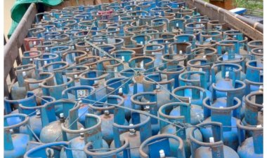 Distribusi-Ilegal,-Polisi-Amankan-Dua-Truk-Angkut-Tabung-Gas-Elpiji-Tanpa-Dokumen