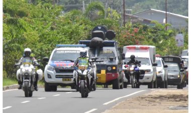 TNI-Polri-Lakukan-Pengawalan-dan-Pengamanan-Vaksin-Covid-19-di-Labuan-Bajo