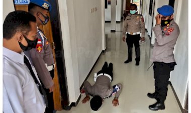 Cegah-Covid-19,-Propam-Sidak-Pemakaian-Masker-di-Fasilitas-Pelayanan-Polres-Manggarai-Barat