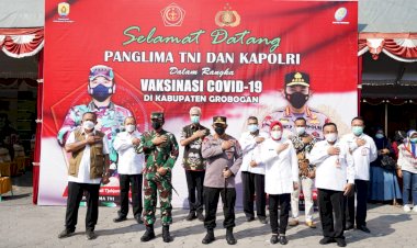 Panglima-TNI,-Kapolri-dan-Kepala-BNPB-Cek-Pelaksaan-Vaksinasi-Di-Grobogan