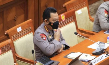 Kapolri Jenderal-Listyo-Sigit-Prabowo melakukan-rapat-dengar-pendapat-(RDP)-dengan-Komisi-III-DPR