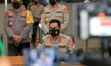Polri-Targetkan-Vaksinasi-Massal-Serentak-1-Juta-di-Seluruh-Indonesia-Besok