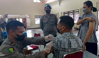 Akselerasi-Vaksin-Presisi-Polri,-Polres-Mabar-Kembali-Genjot-Vaksinasi