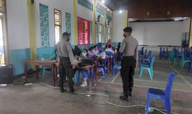 Polres-dan-Pemda-Kabupaten-Mabar-Kembali-Gelar-Vaksinasi,-Satuan-Samapta-Lakukan-Pengamanan