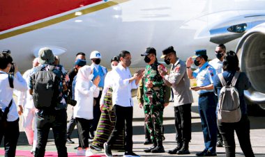 Tiba-di-Labuan-Bajo,-Presiden-RI-di-sambut-Wakapolda-NTT