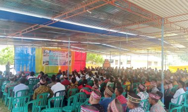 Bhabinkamtibmas-Desa-Golo-Kempo-Imbau-Warga-Binaannya-Untuk-Menjaga-Situasi-Kamtibmas