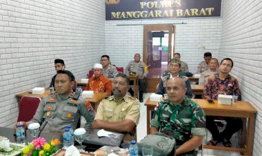 Wakapolres-Mabar-Hadiri-Peringatan-Maulid-Nabi-Muhammad-SAW-Secara-Virtual
