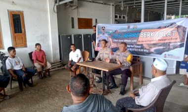 Warga-Kelurahan-Labuan-Bajo,-Apresiasi-Kinerja-Bhabinkamtibmas-Bripka-Elfrid