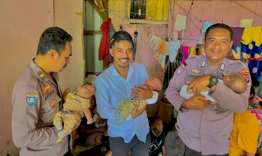 Peduli-Kasih,-Kapolsek-Kuwus-Berikan-Bantuan-Sembako-Kepada-Orang-Tua-Bayi-Kembar