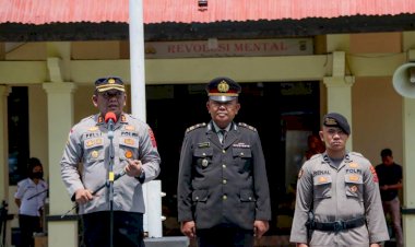 Kapolres-Mabar-Pimpin-Upacara-Purna-Tugas-AKP-Markus-Malik