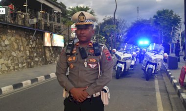 Sigap,-Satlantas-Polres-Mabar-Amankan-Jalur-Kedatangan-Presiden-Jokowi