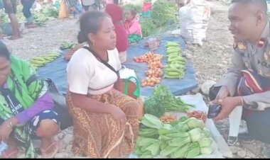 Berangkat-dari-Jumat-Curhat,-Polres-Belu-Hadirkan-Pasar-UMKM-Atasi-Permasalahan-Pasar-Halilulik-yang-Puluhan-Tahun-tidak-Menemui-Solusi