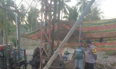 Masyarakat-Pulau-Palue-Bersukacita:-Sumur-Bor-Bantuan-Kapolri-dan-Ketua-Umum-Bhayangkari-Akhirnya-Mengeluarkan-Air-Bersih
