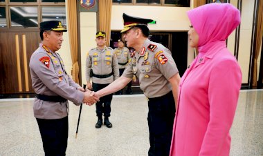 Polri-Naikan-Pangkat-Setingkat-Lebih-Tinggi-ke-13-Pati