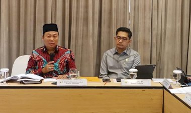 Gelar-Rapat-Bersama,-Srena-Polri-dan-Kompolnas-Bahas-Arah-Kebijakan-di-2024
