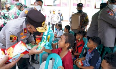 Kapolda-NTT-bersama-Danrem-161-dan-Danlanud-Eltari-Kupang-Berikan-Dukungan-Langsung-ke-Korban-Erupsi-Gunung-Lewotobi