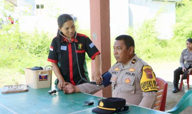 Dokkes-Polres-Mabar-Berikan-Pelayanan-Kesehatan-Bagi-Anggota-Polri-Hingga-Bawaslu