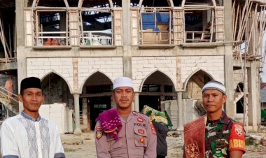 Berjalan-Hikmat,-Polisi-Amankan-Perayaan-Idul-Adha-1445-H-di-Labuan-Bajo