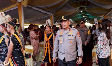 Kapolda-NTT-Hadiri-Misa-Pentahbisan-Uskup-Agung-Ende-Mgr.-Paulus-Budi-Kleden,-SVD