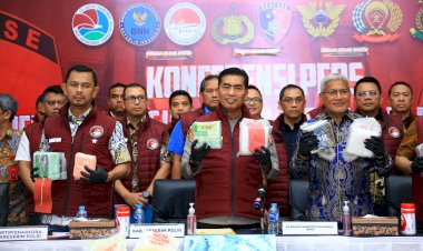 Dukung-Asta-Cita-Prabowo-Gibran,-Polri-Sita-Berton-ton-Narkoba