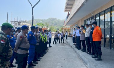 Dampak-Erupsi-Gunung-Lewotobi,-Polisi-Tingkatkan-Pengamanan-Dua-Pelabuhan-Utama-Labuan-Bajo
