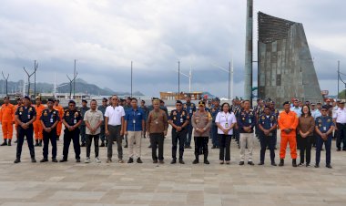 Jelang-Nataru,-Polisi-Bersama-Instansi-Terkait-Siap-Amankan-Pelabuhan-di-Labuan-Bajo