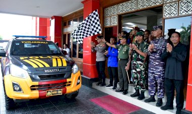 Sambut-Ramadhan,-Polda-NTT-dan-Mahasiswa-Gelar-Bakti-Sosial-Polri-Presisi