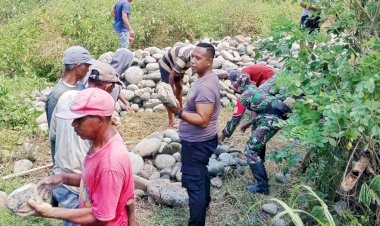 Gotong-Royong,-TNI-POLRI-Perbaiki-Saluran-Sadap-Bendungan-Wae-Sesap-di-Lembor