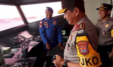 Kapolda-NTT-Tinjau-Kapal-Polisi-di-Labuan-Bajo,-Beri-Perhatian-kepada-Personel-Polairud