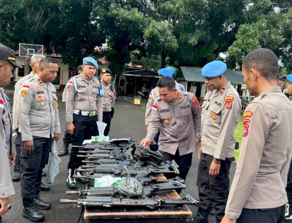 Pastikan Personel 'Sehat' Lahir Batin, Kapolres Mabar Sidak Senjata Api dan Administrasi
