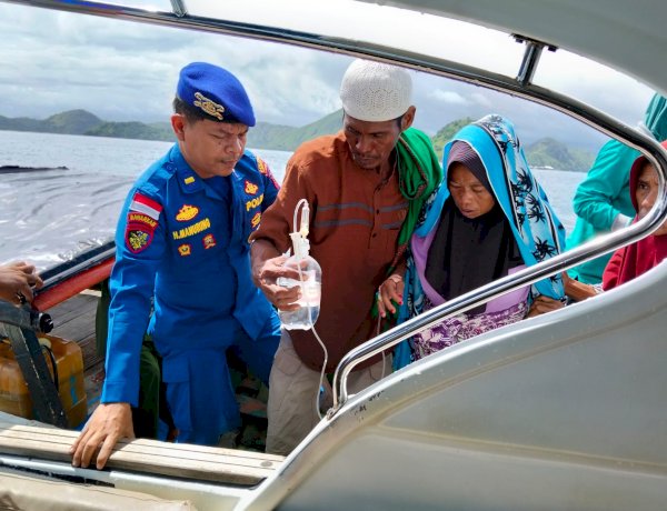 Perjuangan di Balik Deru Gelombang: Polisi Evakuasi Ibu Hamil Kembar di Perairan Komodo