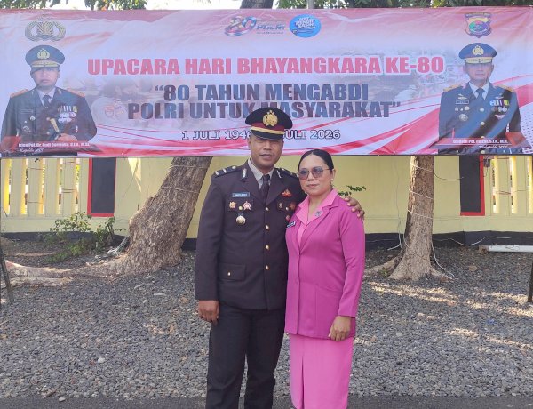 80 Tahun Mengabdi Untuk Negeri: Kisah Kapolsek Lembor Selamatkan Masa Depan Anak Buruh Tani