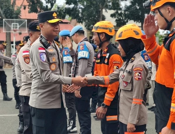 Tuntaskan Misi Kemanusiaan 14 Hari di Flores, 51 Personel BKO Mabes Polri Resmi Dilepas Polda NTT