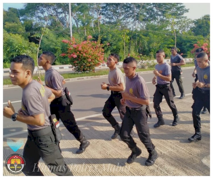 Lawan Virus Corona, Bintara Remaja Sat Samapta Polres Mabar Laksanakan Lari Pagi Bersama