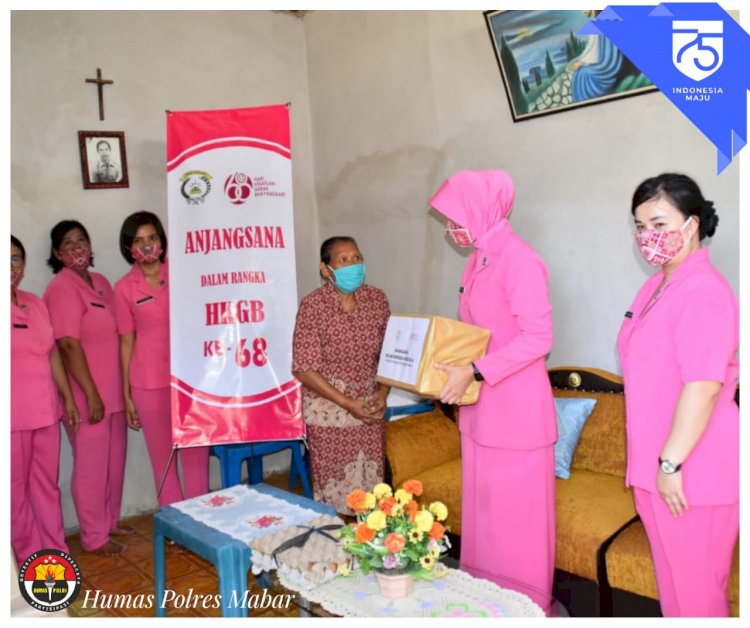 Sambut HKGB Ke-68, Bhayangkari Cabang Manggarai Barat Melaksankan Anjangsana dan Berbagi Tali Asih Kepada Warakawuri Polri