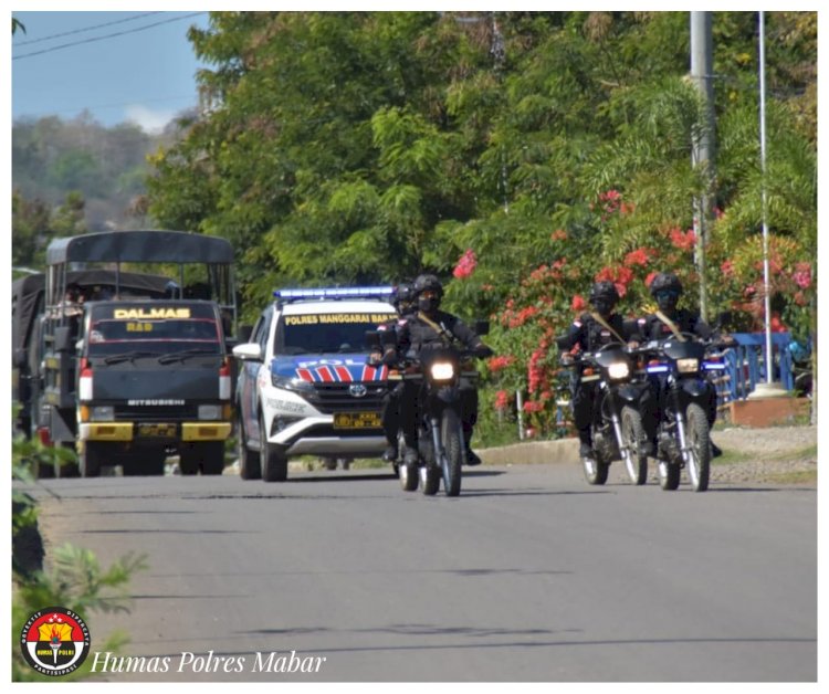 Siap Amankan Tahapan Pilkada, Polres Manggarai Barat Gelar Pasukan dan Patroli Show Of Force