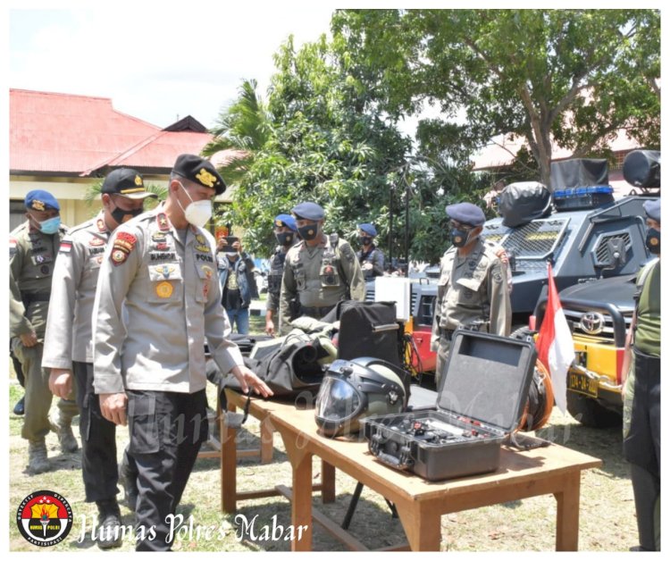 Apel Penyerahan Pakaian Seragam Polisi Pariwisata dan Pengecekan Sarpras Jelang Simulasi KTT G-20 dan KTT Asean Summith