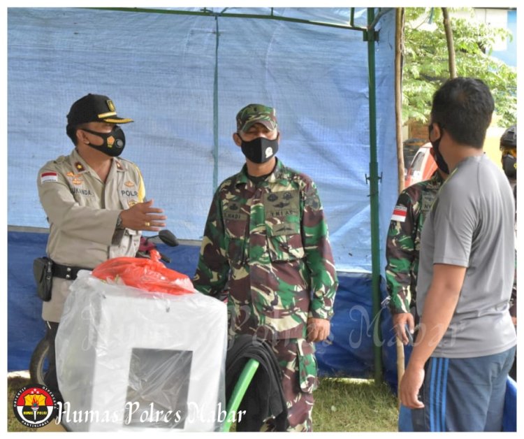 TNI-Polri Pantau Kesiapan TPS, Kapolres Manggarai Barat: Patuhi Prokes, Jangan Golput