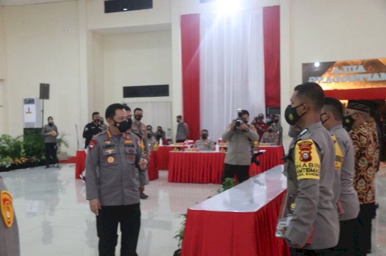 Kapolri Beri Reward Dua Anggota Polda Sulsel Sekolah Inspektur Polisi