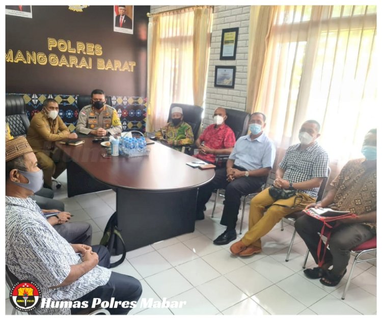 Kapolres dan Bupati Bersama FKUB Manggarai Barat Nyatakan Sikap Pasca Bom Bunuh Diri di Makassar