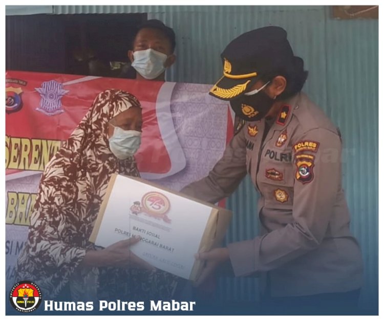 Satlantas Polres Manggarai Barat Salurkan Bantuan Paket Sembako dan Masker Medis Jelang Hari Bhayangkara Ke-75