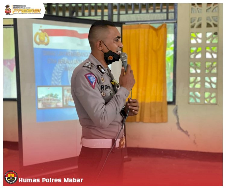 Sat Lantas Polres Mabar Berikan Pembekalan Etika Berlalu Lintas Kepada Satpam di Labuan Bajo