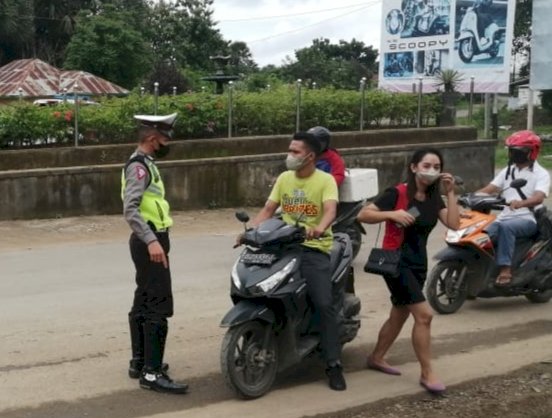 Operasi Keselamatan Turangga, Satlantas Polres Mabar  Gencar Imbau Masyarakat Tertib Lalu Lintas dan Taat Prokes