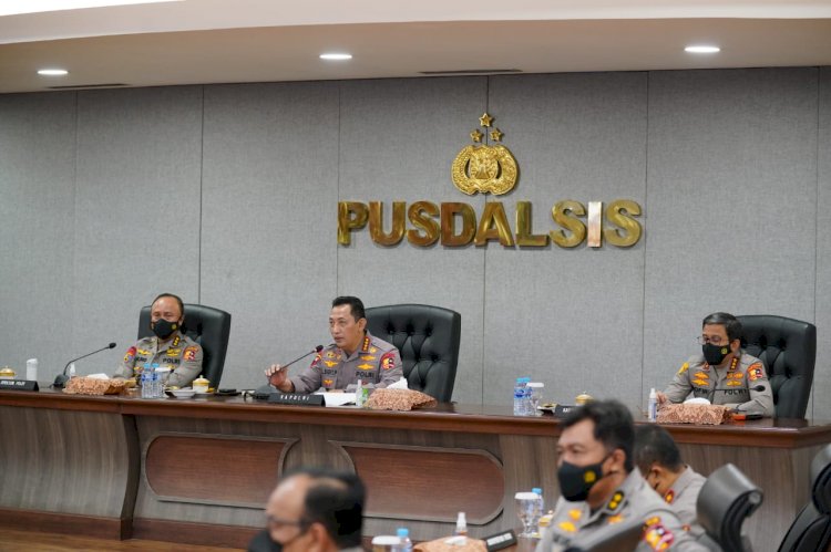 Kapolri: Raih Kepercayaan Publik untuk Terus Kawal Kebijakan Pemerintah