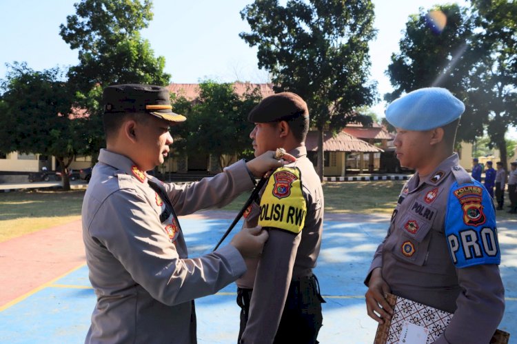 Polisi RW Polres Manggarai Barat Hadir di Labuan Bajo