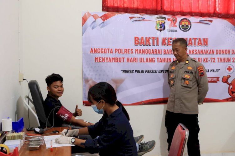 Sambut HUT Humas Polri Ke-72, Puluhan Polisi Ikut Donor Darah Demi Membantu Masyarakat